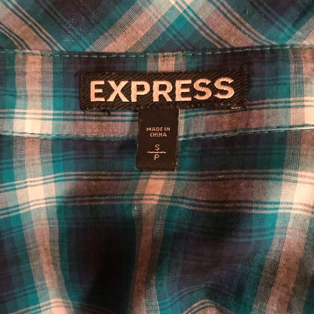 Ruffle button down - Picture 3 of 3